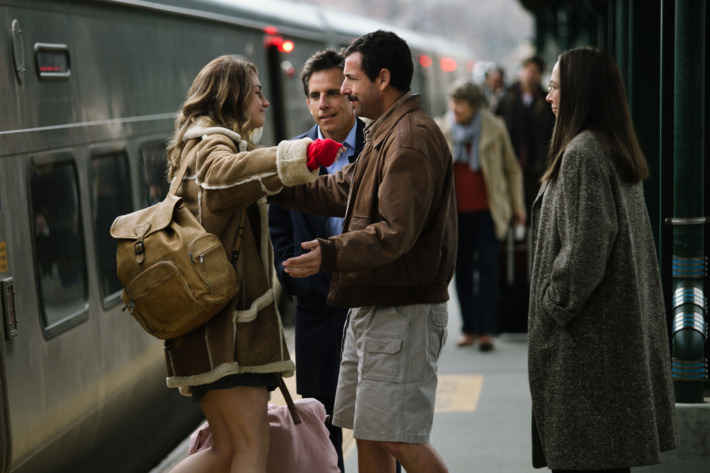 نقد فیلم داستان‌های میرووتیز The Meyerowitz Stories ساخته نوح بامباک / دلچسب و جذاب